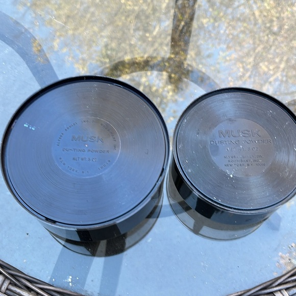 Alyssa Ashley Musk Dusting powder black empty containers. Pre-owned set of 2 - Picture 3 of 7